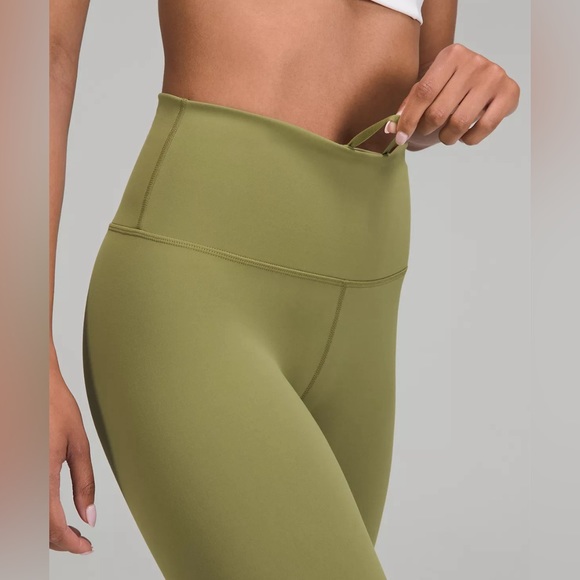 Lululemon - Picture 7 of 7